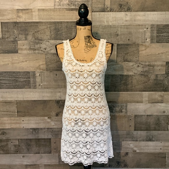 Victoria’s Secret Crochet Beach Coverup - Picture 15 of 15